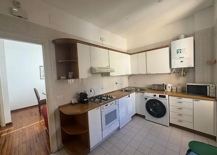 2-level Flat With Terrace In The Heart Of * Roma